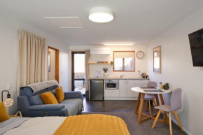 Wanaka Lake Studio (New)